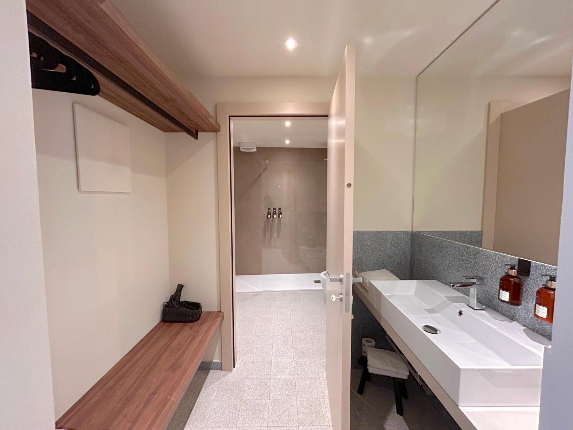 The Lake Suites Com - Luxury Stay In Лацизе Экстерьер фото