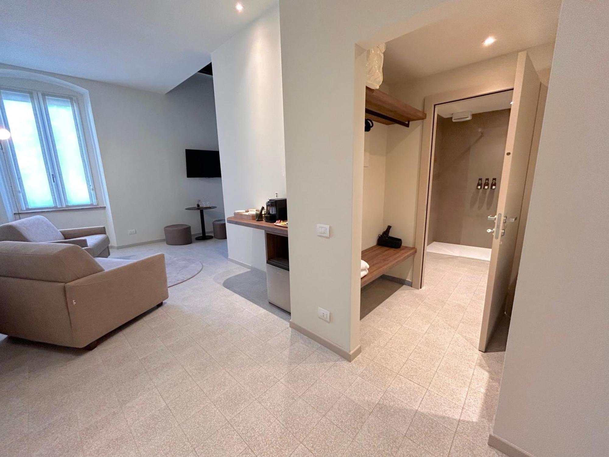 The Lake Suites Com - Luxury Stay In Лацизе Экстерьер фото