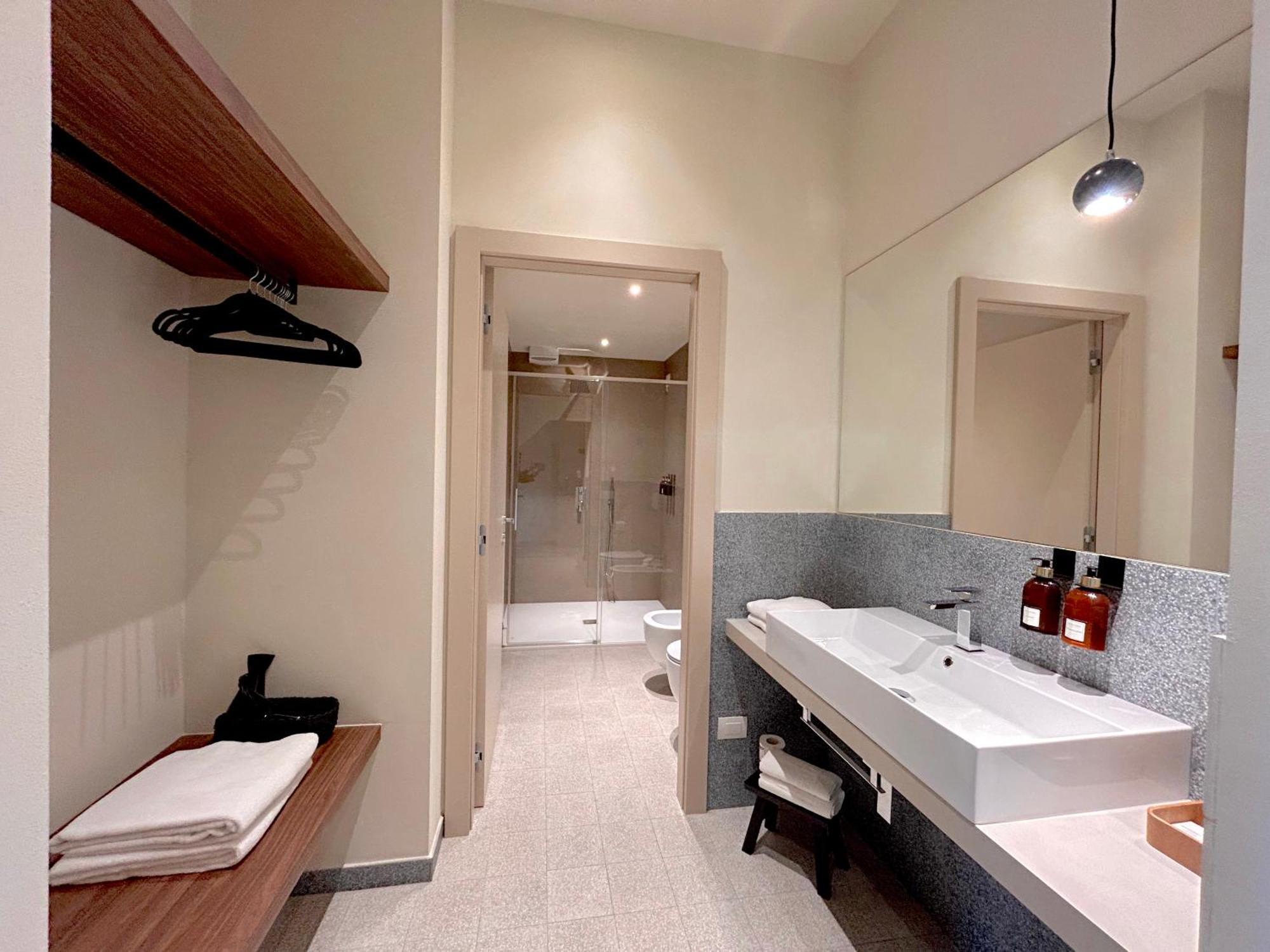 The Lake Suites Com - Luxury Stay In Лацизе Экстерьер фото