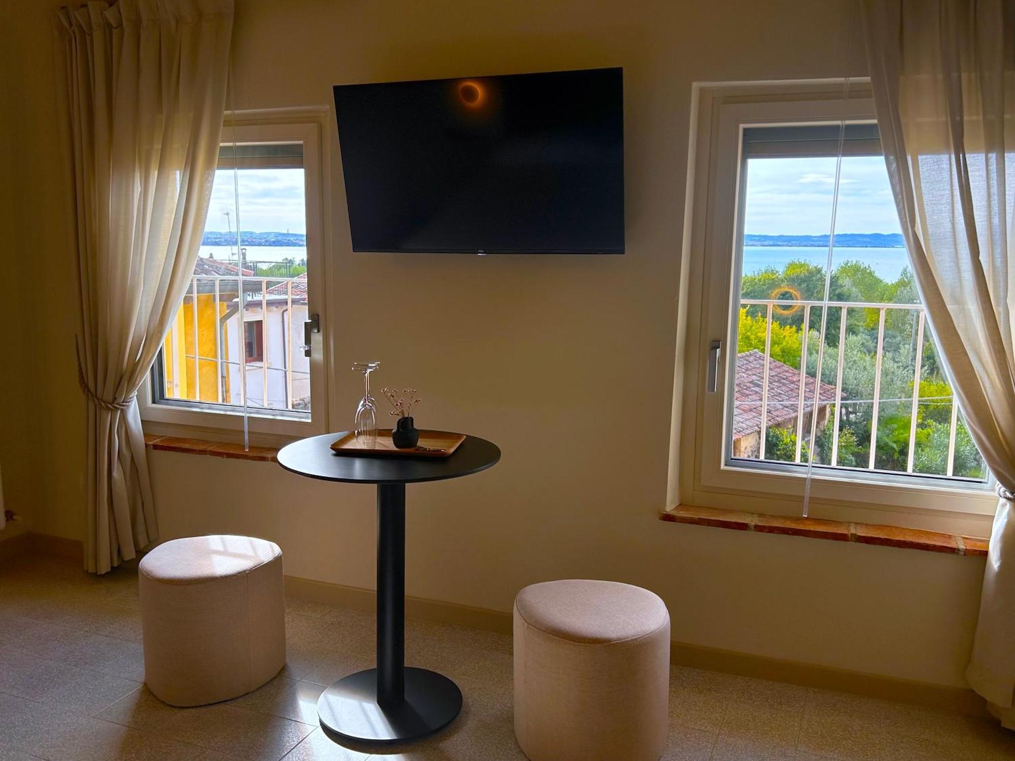The Lake Suites Com - Luxury Stay In Лацизе Экстерьер фото
