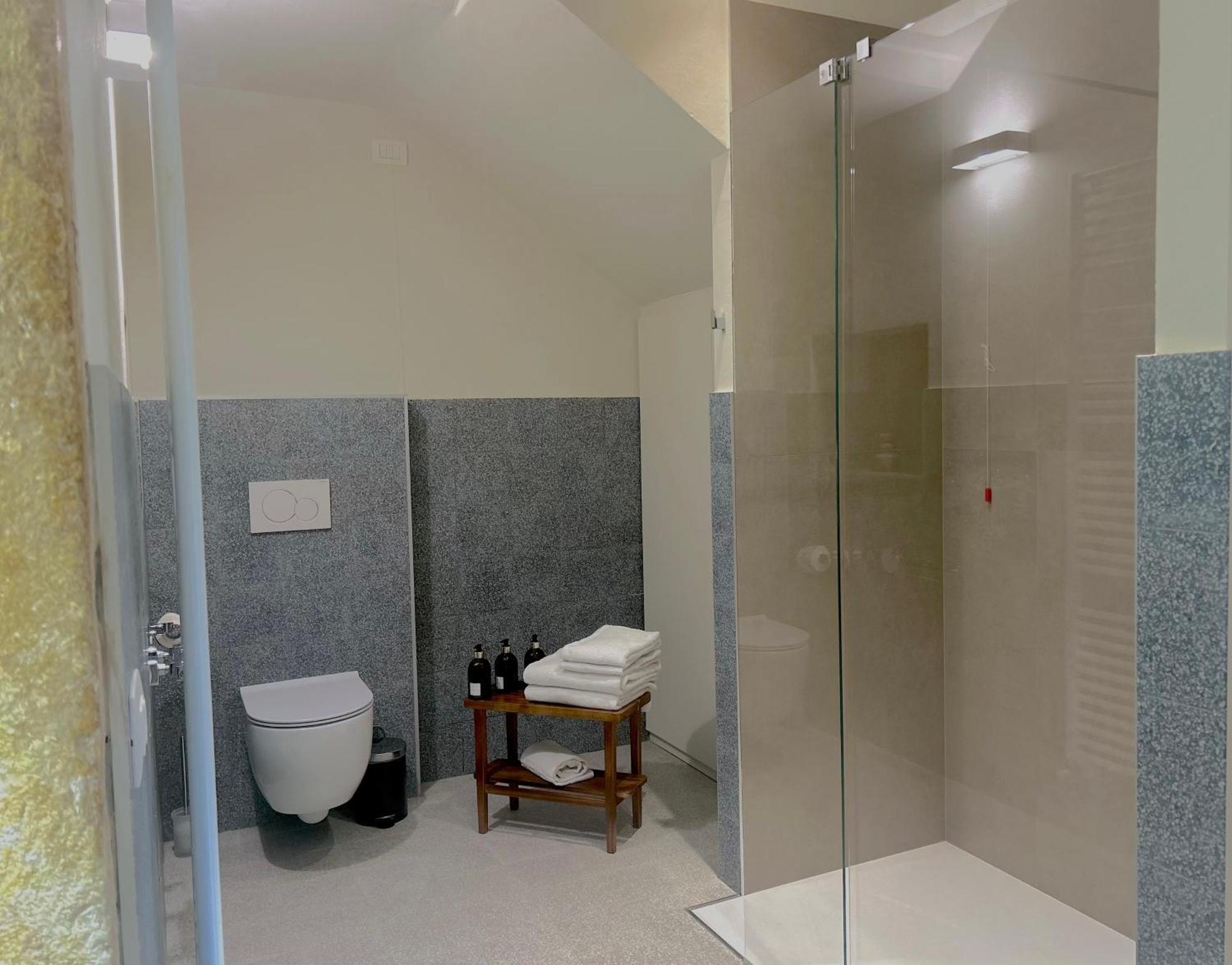 The Lake Suites Com - Luxury Stay In Лацизе Экстерьер фото