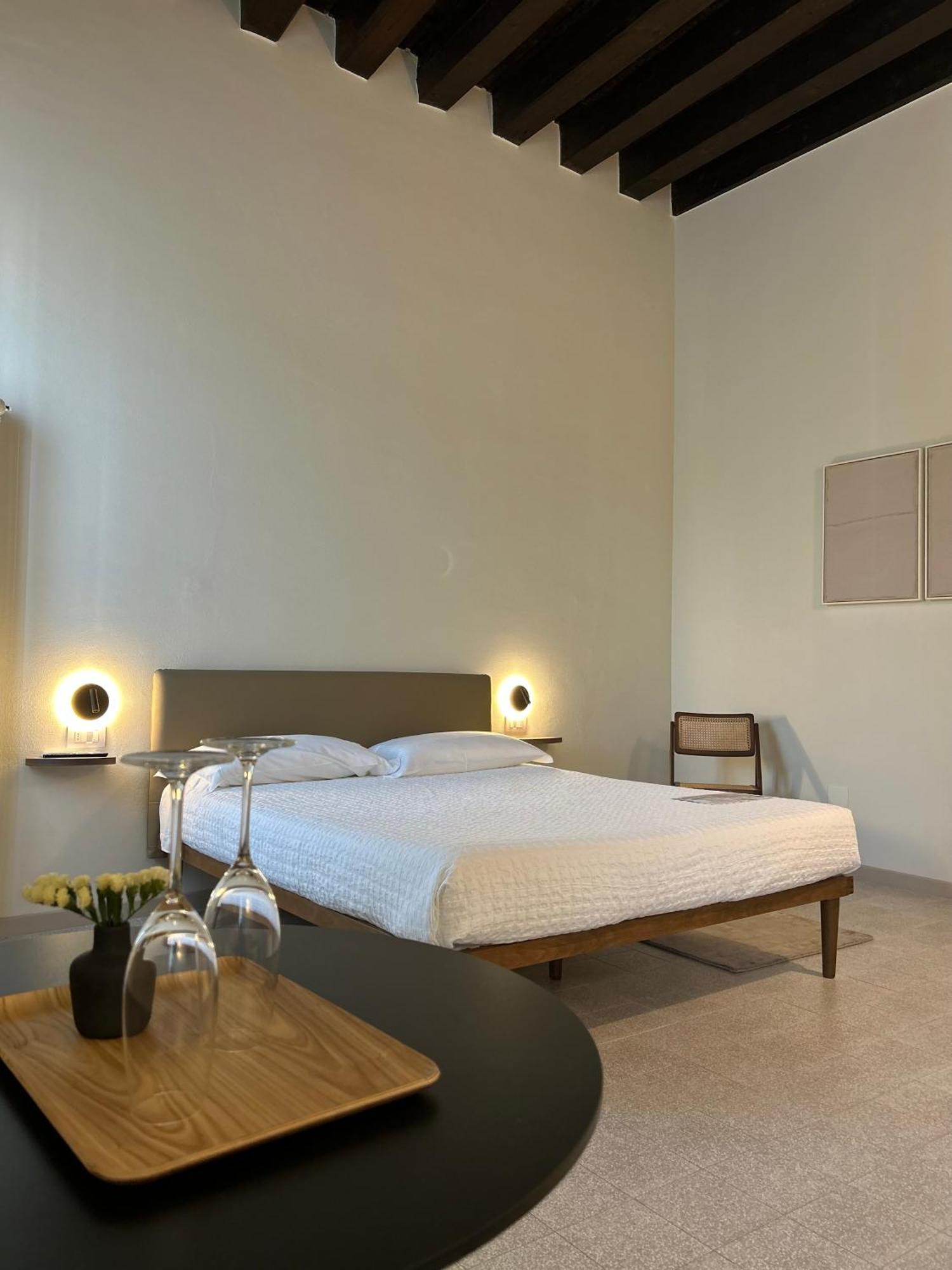 The Lake Suites Com - Luxury Stay In Лацизе Экстерьер фото