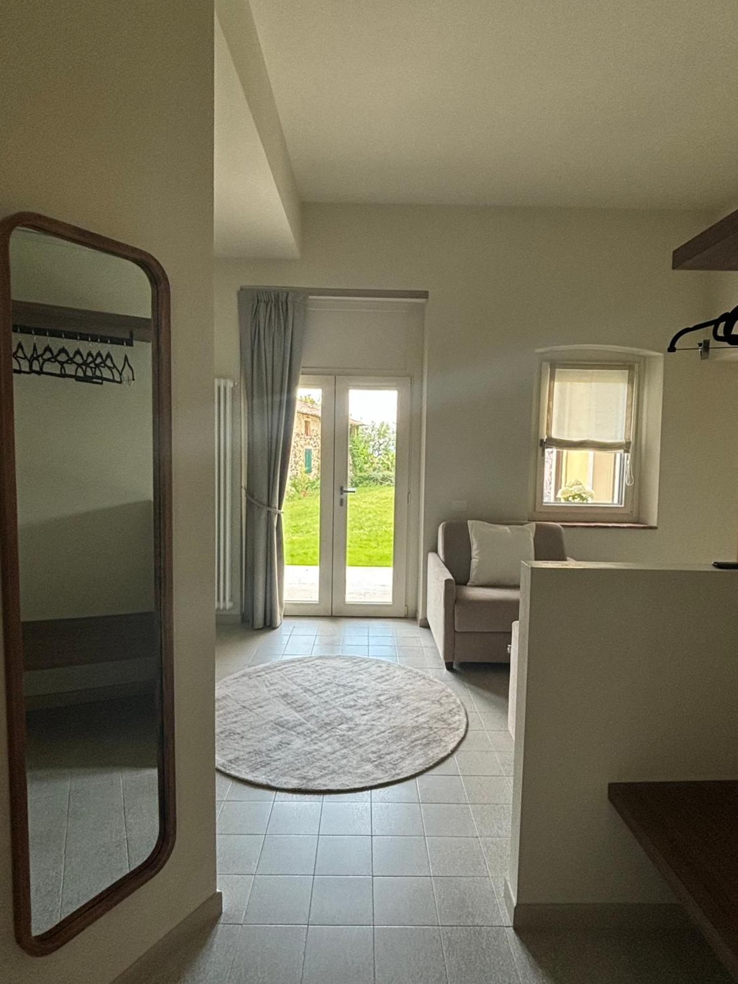The Lake Suites Com - Luxury Stay In Лацизе Экстерьер фото